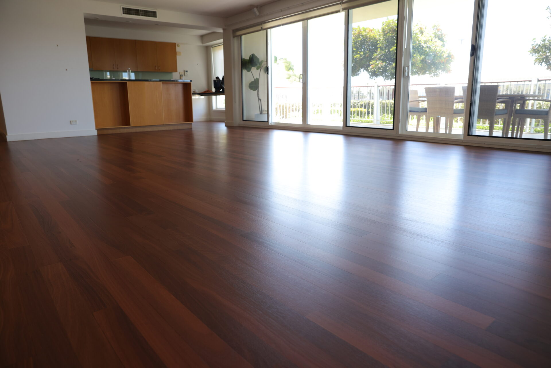 Newcastle Harbour apartment restoration - Image 9